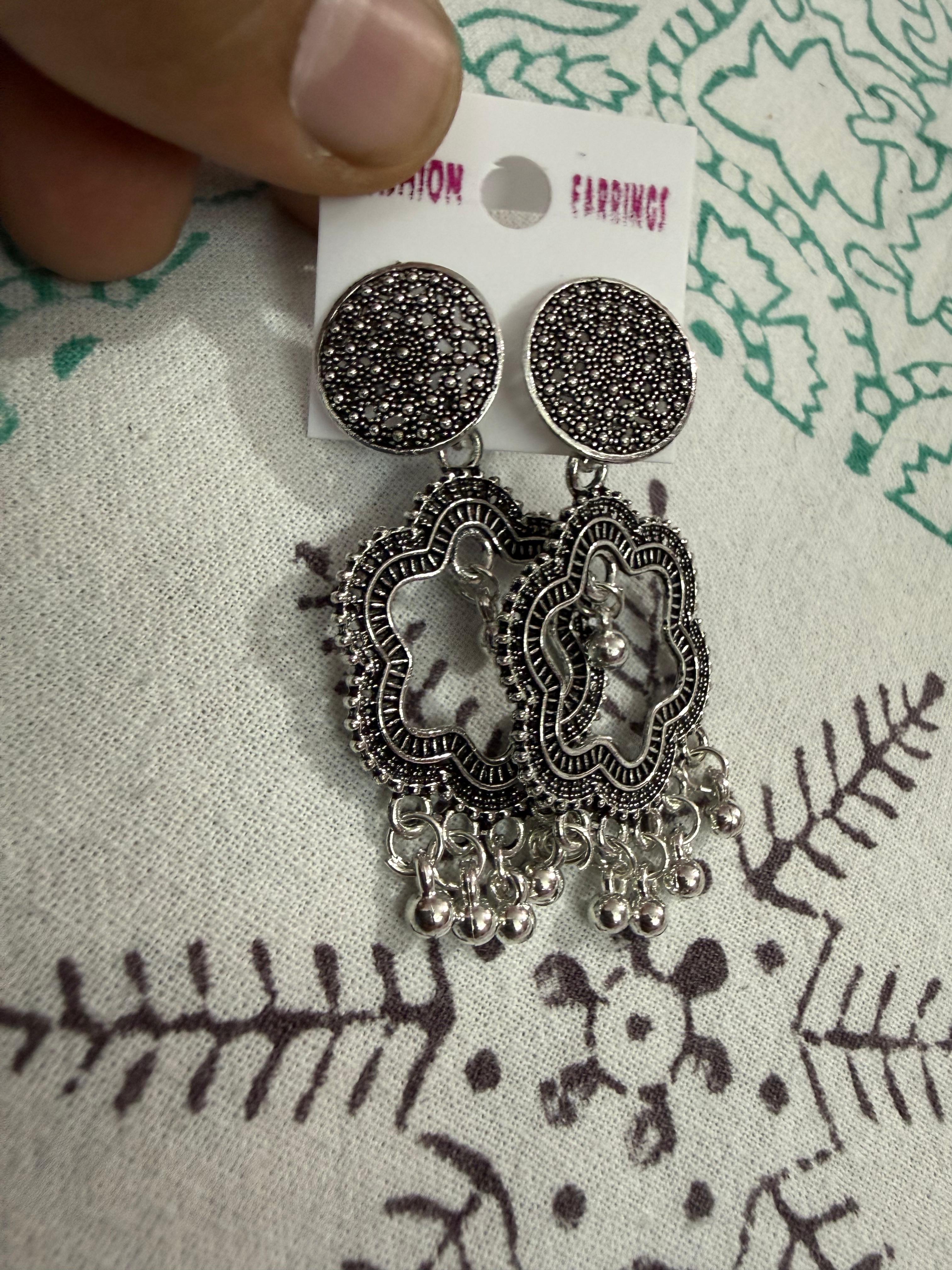 Latkan Earings Flower Shaped (Silver Anti-Tarnish)
