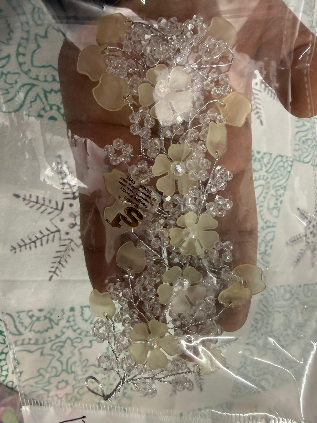 Jooda pins For females